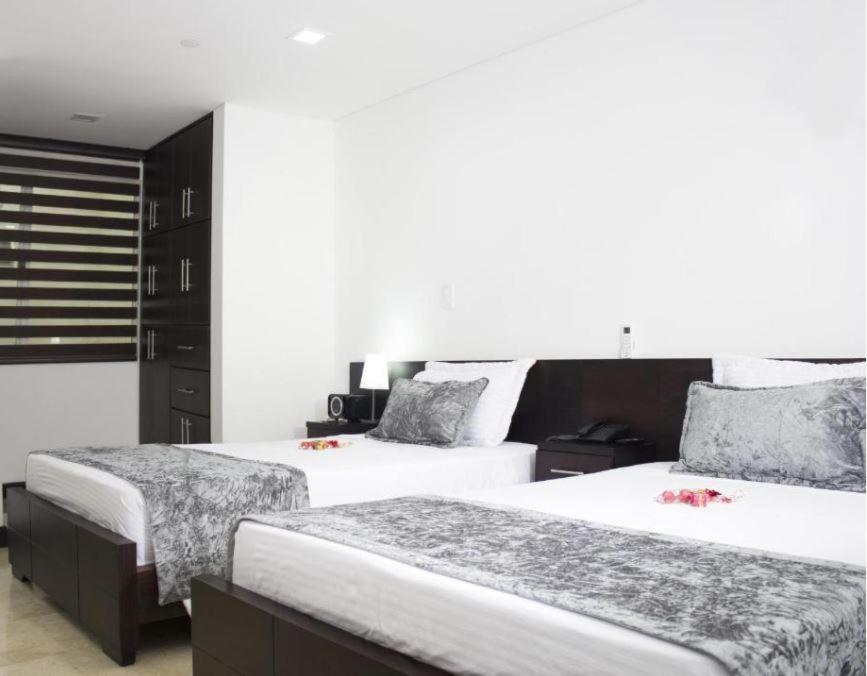 Hotel Lleras Express เมเดยิน ภายนอก รูปภาพ