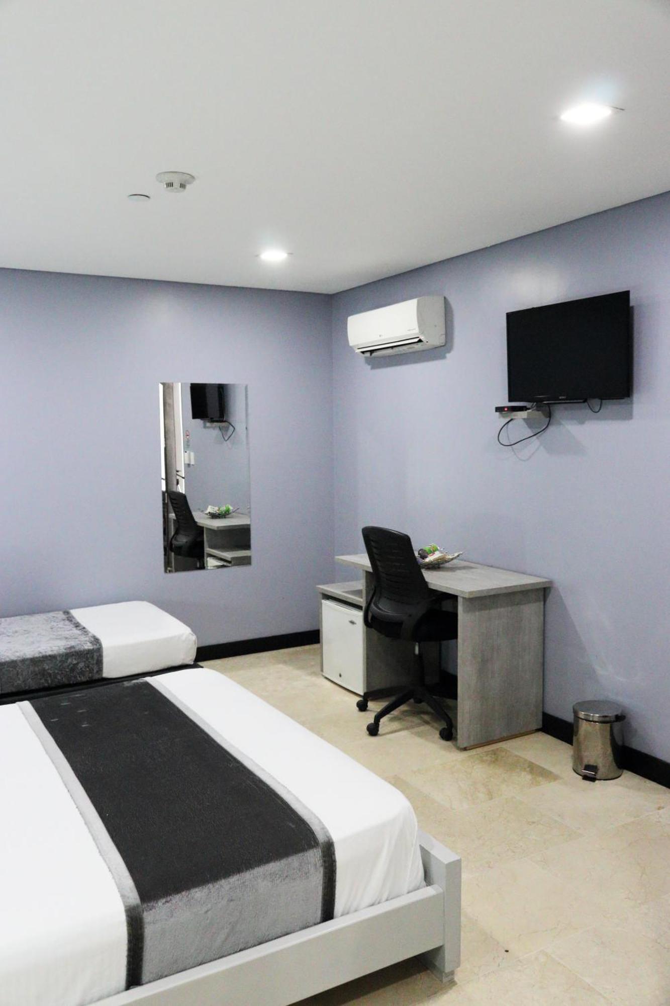Hotel Lleras Express เมเดยิน ภายนอก รูปภาพ