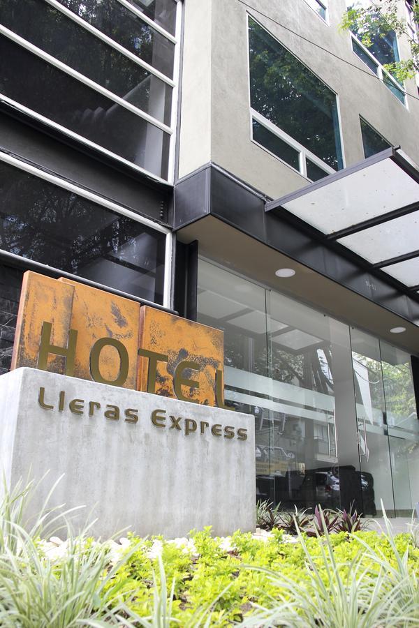Hotel Lleras Express เมเดยิน ภายนอก รูปภาพ